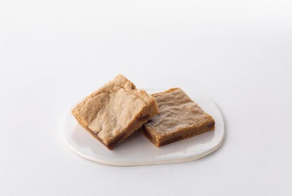 Chocolate Chunk Blondie - Image 2